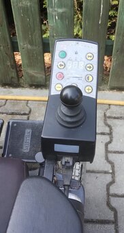 Elektrický invalidní vozík Meyra Optimus 1. - 5