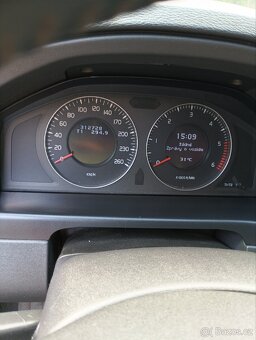 Volvo XC70 2.4 D5 - 5