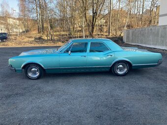 OLDSMOBILE DYNAMIC 88 - 5