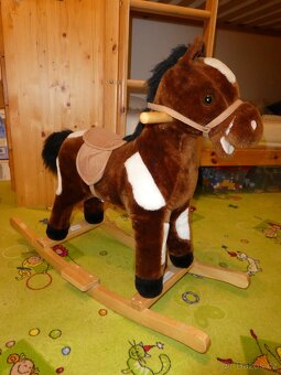 Houpací koník - 5