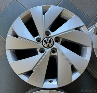 originální alu kola Volkswagen 17", rozteč šroubů 5x112 - 5