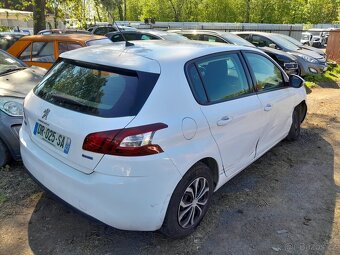 Peugeot 308 1,6 e-hdi - 5