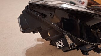 Světlo ID4 ID5 11B941078D - 5