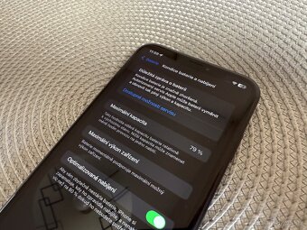 iPhone XR 128gb - 5