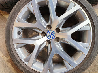 VW originál ALU R17 5x100 + 215/40/17 - 5