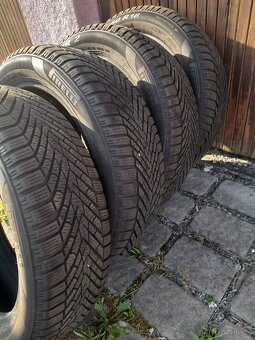 Zimní Pirelli 195 60 R 18 96 H M+S Winter 2 Cinturato, 4 ks - 5