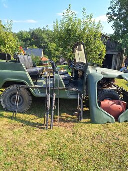 Uaz 469 - 5