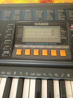 KLávesy s dynamickou klávesnicí  Casio CTK-611 - 5