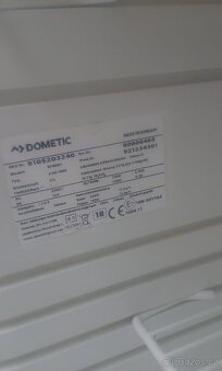 Prodám lednici do karavanu.Dometic. - 5