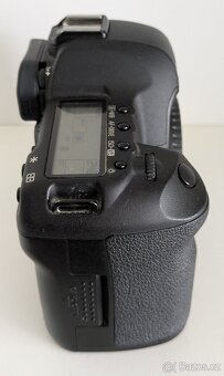 Canon 5D Mark II– jen 16k expozic - 5