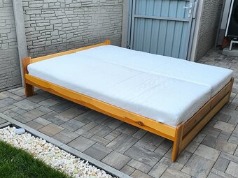 Prodám manželskou postel + Matrace 160cm x 200cm - 5