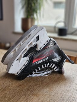 Hokejové brusle Bauer Vapor X3, vel. 8,5 - 5