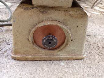 Stolní bruska s pilou MEZ Brno - 5