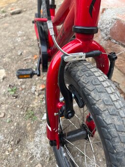Specialized Riprock 16 červené dětské kolo - 5