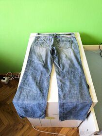 Dámské straight džíny se 4 kapsami - 5