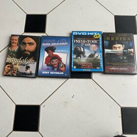 DVD Jackie Chan,Terminátor,12 opic,Hrdina, nevěsta na útěku - 5