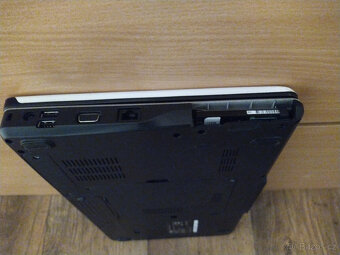 Prodám funkční notebook Dell Inspiron 1545 - 5