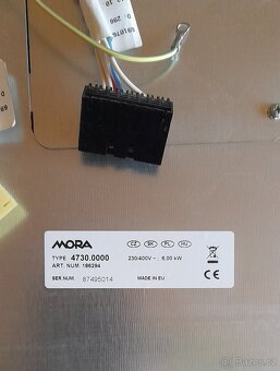 Vestavěna horkovzdušná trouba Mora - 5