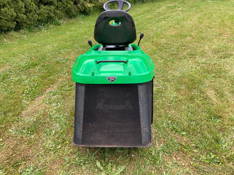 Zahradní traktor John Deere Sabre - 5