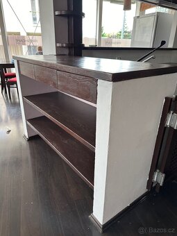 Police a rampa na sklenice - restaurace - 5