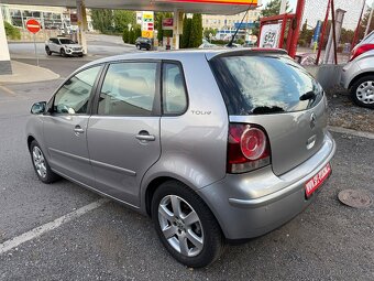 Volkswagen Polo 1.4i Tour • 59kw • 5/2007 • DIGI AC • Vyhřev - 5