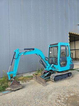 Yanmar B25 + Avie A31 + 2 kontejnery - 5