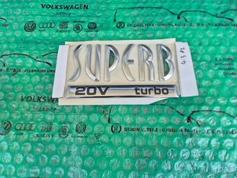 nápis "SUPERB 20V turbo" Škoda Superb I (3U) 3U5853687G FX - 5
