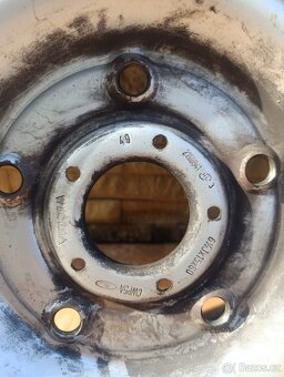 Pneumatiky na discich 215/65 R15 C Ford Transit custom - 5