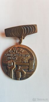 Prodám ruzne socialistické odznaky - 5