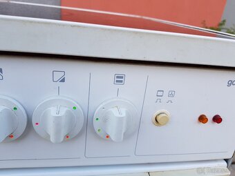 220V elektrický sporák, 4 plotýnky, doprava možná - 5