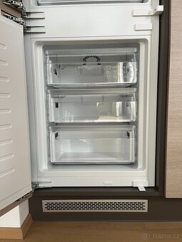 Vestavná lednice Bosch Serie 4 KIN96VFD0 / NoFrost / nová - 5