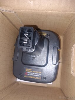 Adapter DeWalt DCA1820 z 20V na 18V - 5
