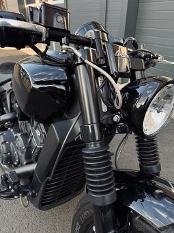 INDIAN SCOUT BOBBER - 5