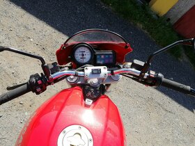 Ducati Monster 600 - 5