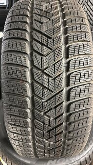 prodám sadu zimních pneu 255/45 R20 105V - 5