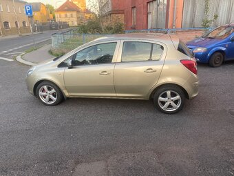 Opel Corsa 1.2i - 5