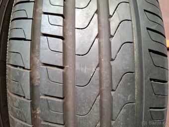 235/65/17 Pirelli Letní 7,5 mm - 5