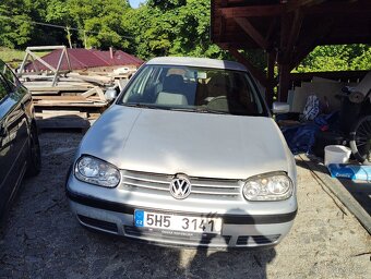 Volkswagen golf 4. 1.6 - 5
