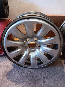 Hyundai hybrid 17" - 5