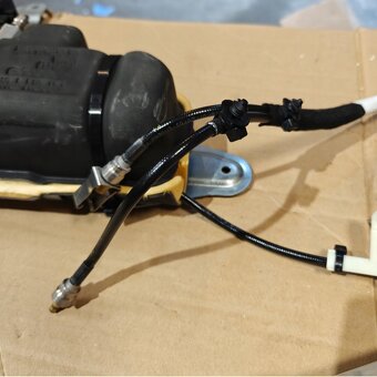 Volvo XC 60 Hydraulika kufru kompletni - 5