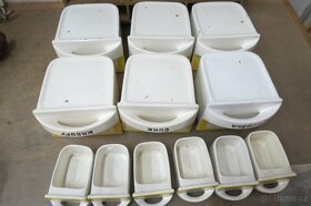 Kořenky na zeď v dřevěné poličce - 5