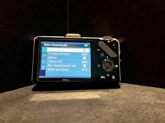 Nikon Coolpix S9300 – kompaktní fotoaparát s 18× zoomem - 5