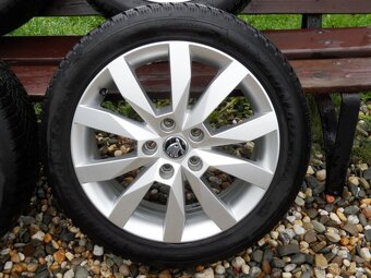 Alu kola Škoda Octavia+ Zimní Pneu 205/55/17 5x112 ET 48 - 5