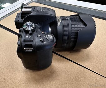 Nikon D5300 + objektivy - 5