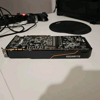 GIGABYTE GeForce GTX 1080 8GB - 5