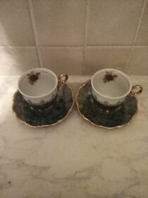 2 sady šálků a podšálků a sada skleniček - 5
