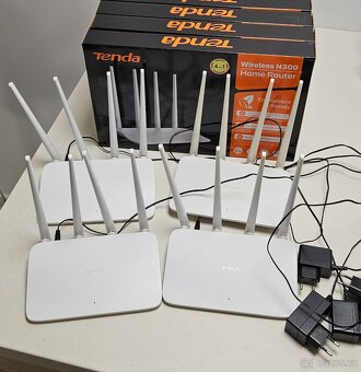 WiFi router Tenda F6 - Wireless N300 - 5
