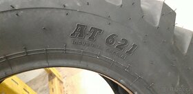 Pneu 10.0/75-15,3 BKT - 5