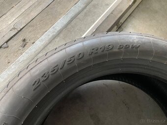 prodám letní pneumatiky 235/50/18 Pirelli,Bridgestone sada - 5