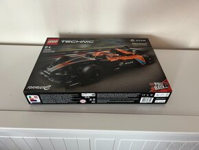 LEGO Technic 42169 NEOM McLaren Formula E Race Car - 5